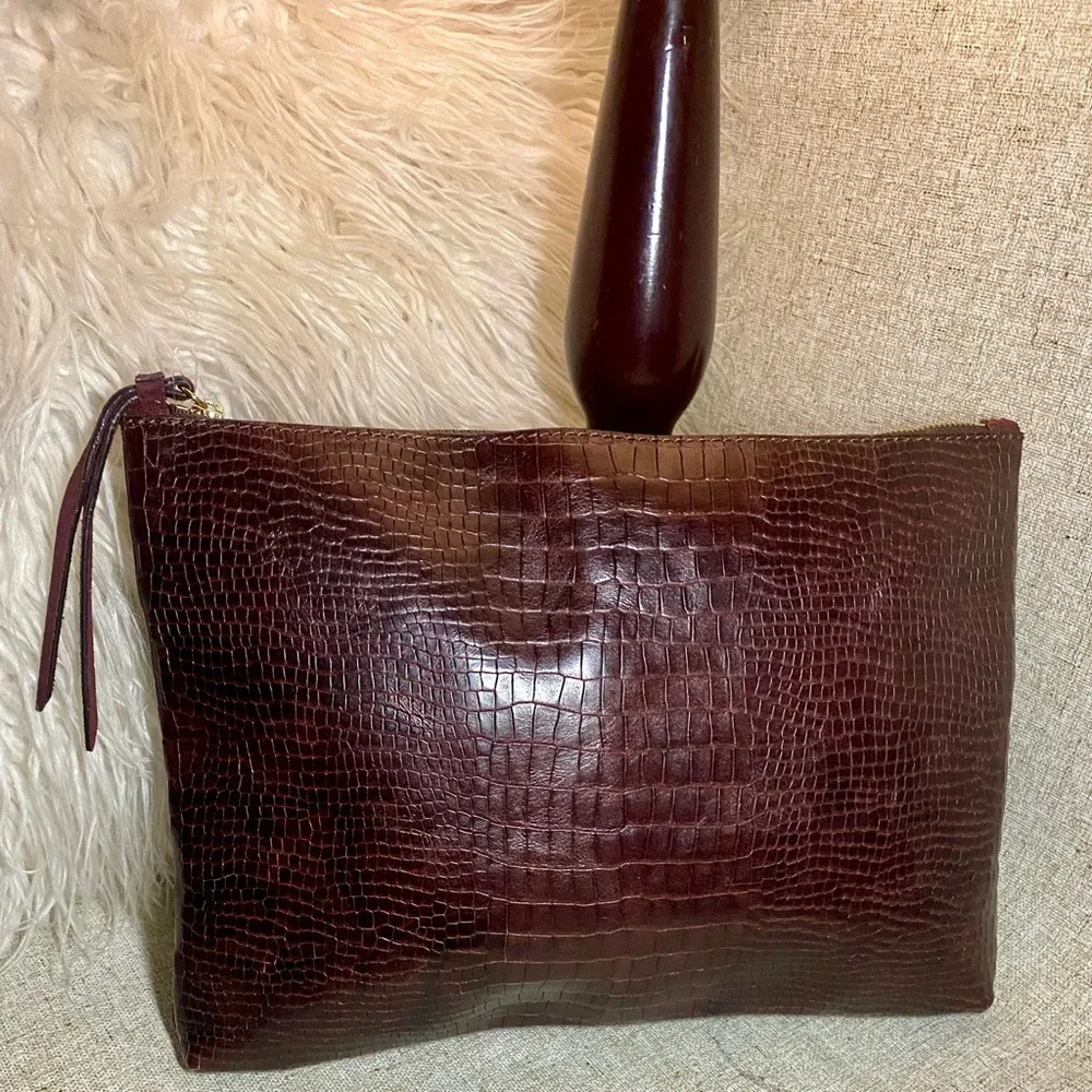 🌹Banana Republic Croc Embossed Leather/Suede Pouch🌹#REDBANANA